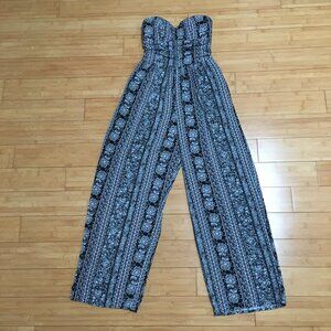 EUC Band of Gypsies Black and White Floral Print Jumpsuit